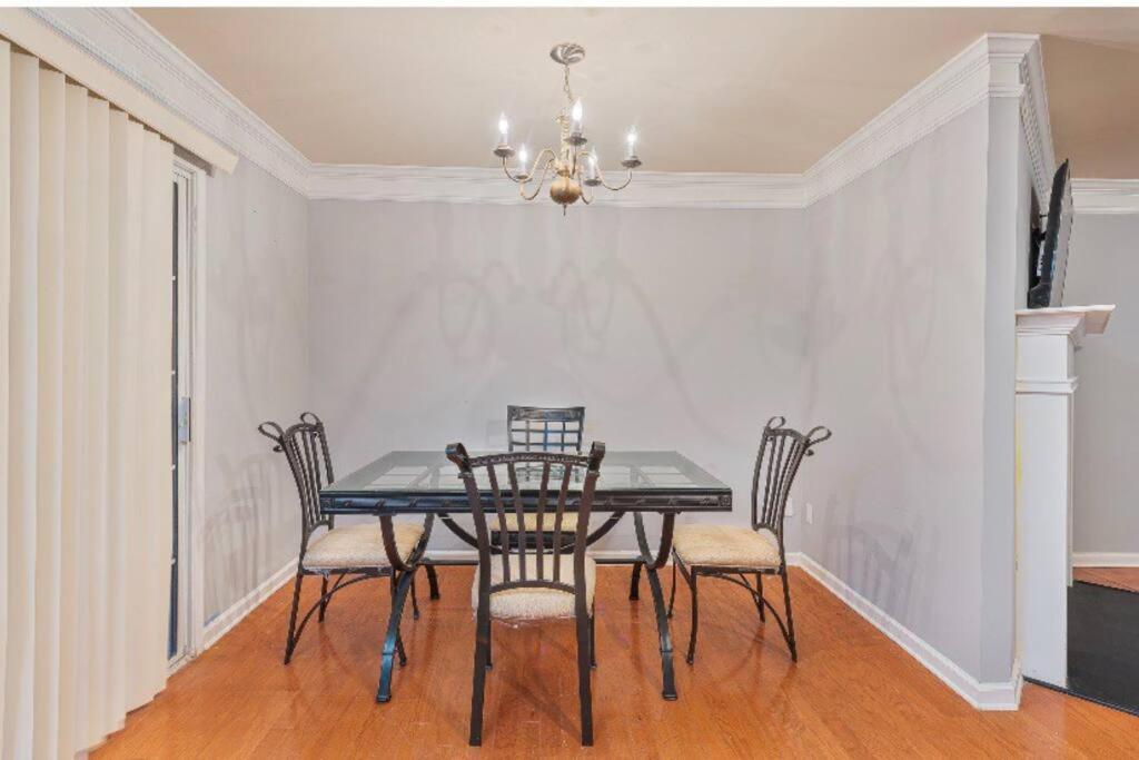 Beautiful Cozy 3-Bedroom Townhome Retreat Atlanta Exteriér fotografie